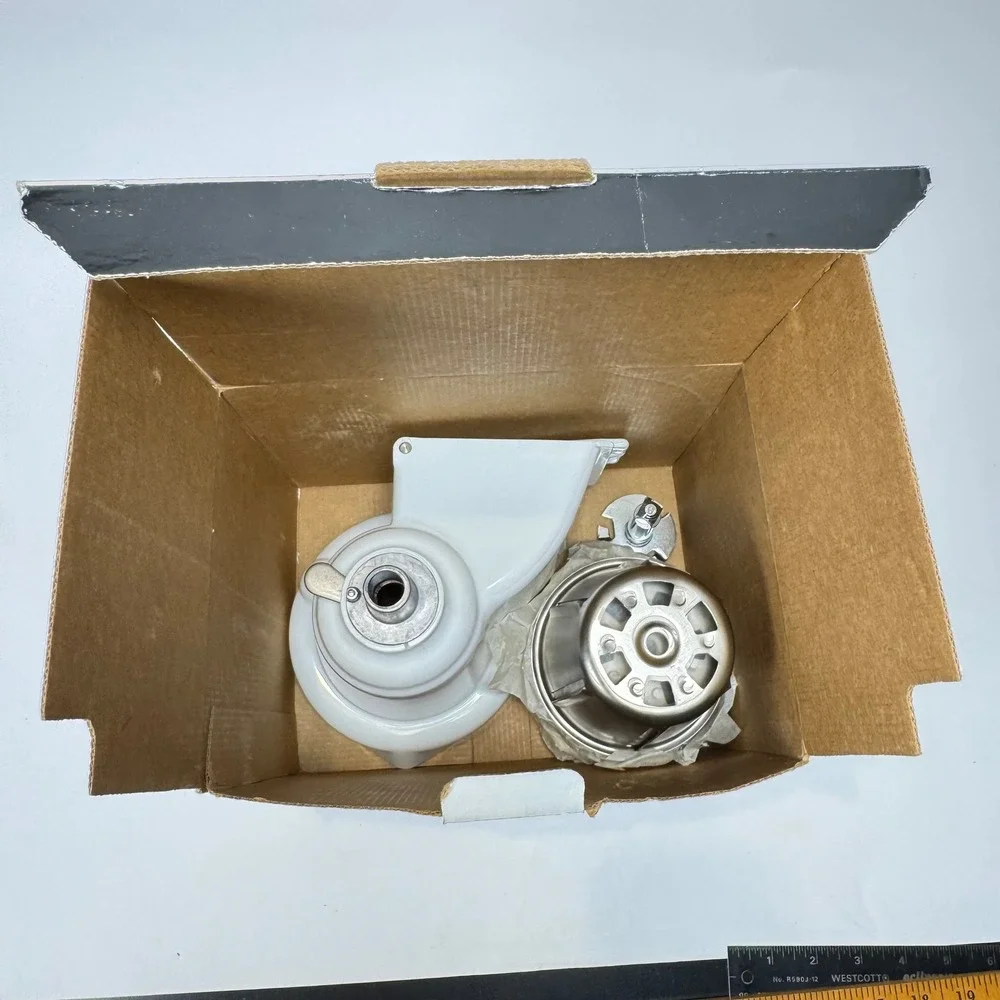 KitchenAid RVSA Slicer and Shredder Stand Mixer Attachment White 4 Cones Box